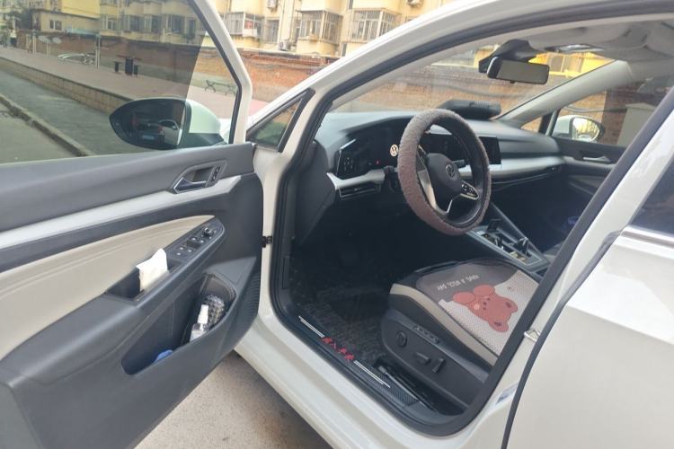 Used Volkswagen Golf 2023 280TSI DSG Pro 20th Anniversary Edition Driver Seat
