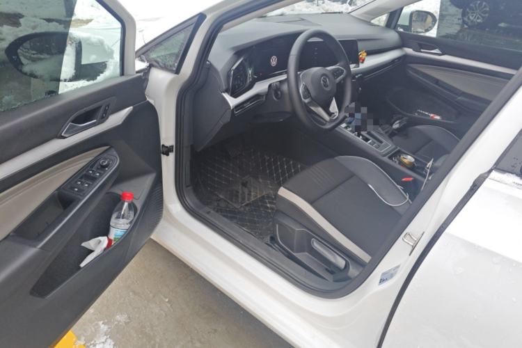 Used Volkswagen Golf 2023 Facelift 280TSI DSG Pro Driver Seat