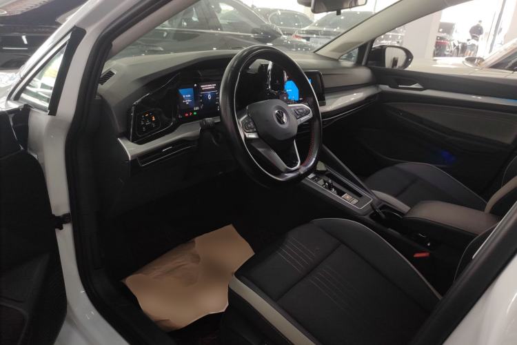 Used Volkswagen Golf 2023 Facelift 280TSI DSG Pro Driver Seat