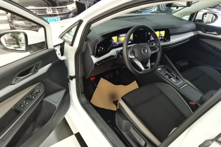 Used Volkswagen Golf 2023 Facelift 280TSI DSG Pro Driver Seat