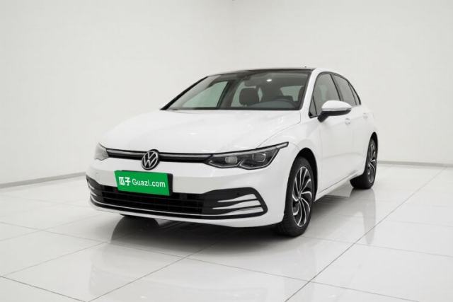 Używany Volkswagen Golf 2023 Facelift 280TSI DSG Pro