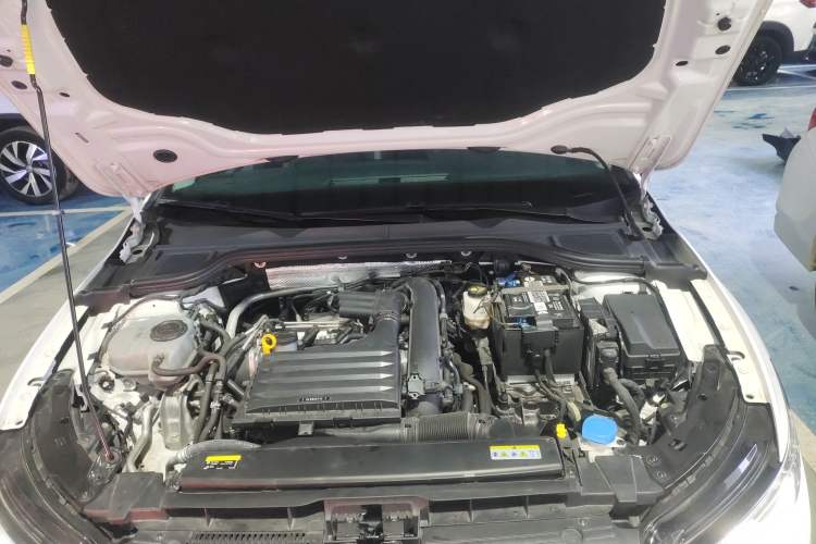 Used Volkswagen Golf 2023 Facelift 280TSI DSG Pro Engine Bay
