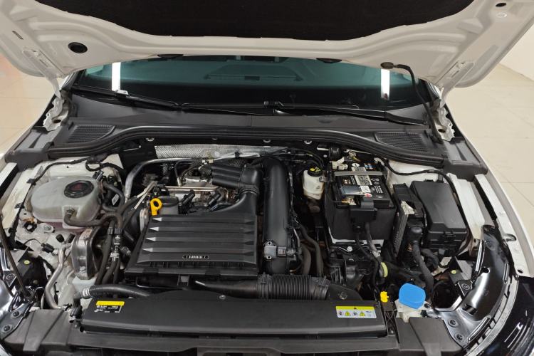 Used Volkswagen Golf 2023 280TSI DSG Pro Engine Bay