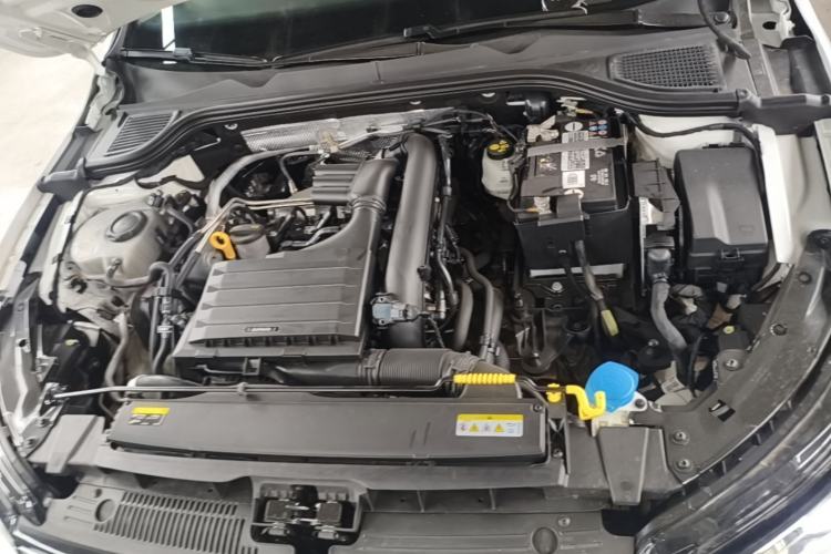 Used Volkswagen Golf 2023 280TSI DSG Pro Engine Bay