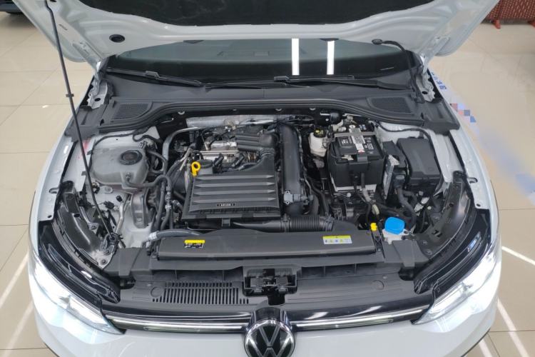 Used Volkswagen Golf 2023 280TSI DSG Pro Engine Bay