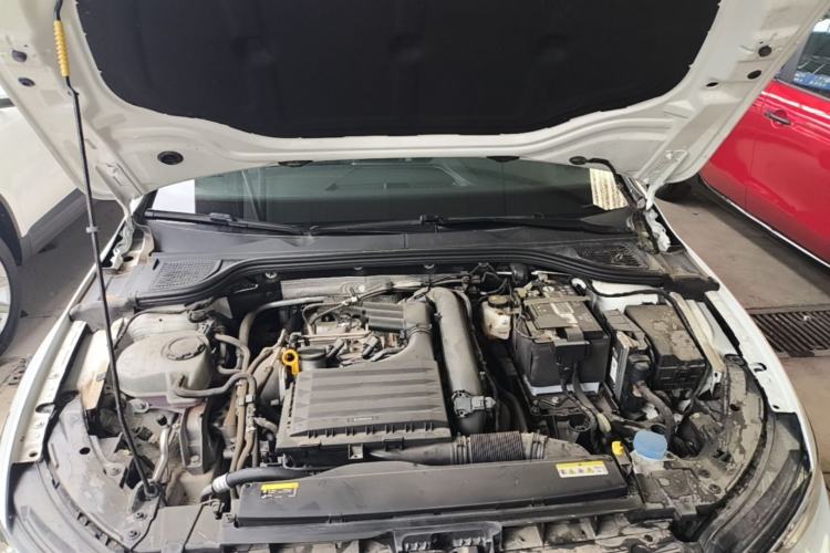 Used Volkswagen Golf 2023 Facelift 280TSI DSG Pro Engine Bay