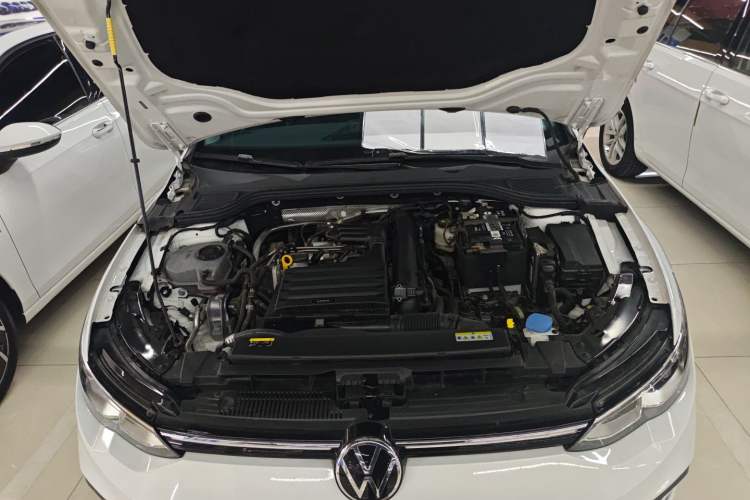 Used Volkswagen Golf 2023 Facelift 280TSI DSG Pro Engine Bay