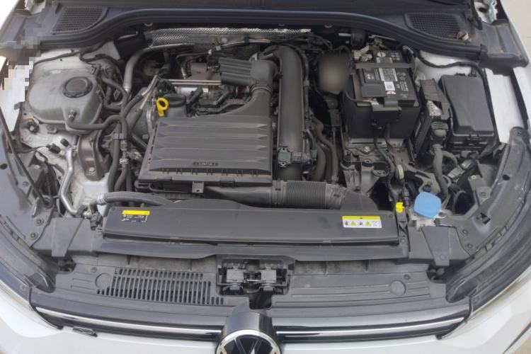 Used Volkswagen Golf 2023 Facelift 280TSI DSG R-Line Lite Engine Bay