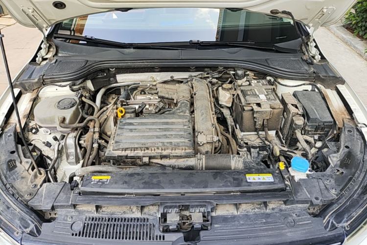 Used Volkswagen Golf 2023 280TSI DSG Pro Engine Bay