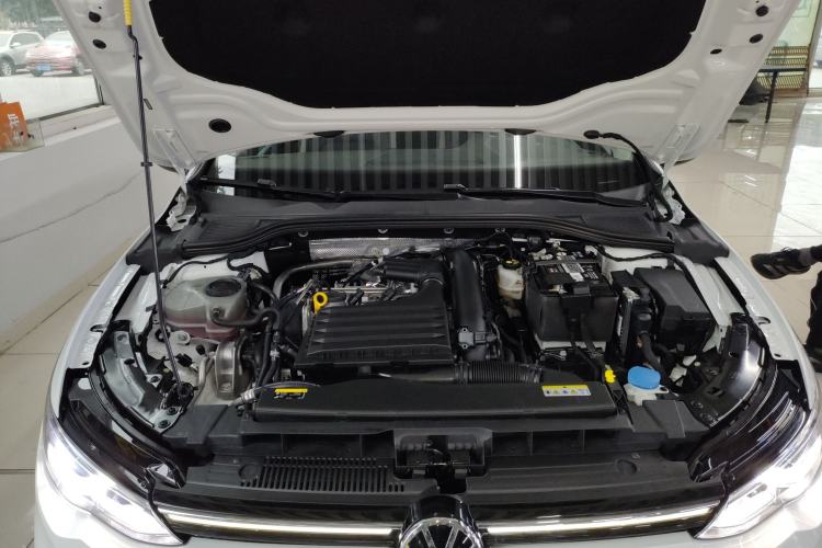 Used Volkswagen Golf 2023 Facelift 280TSI DSG Pro Engine Bay