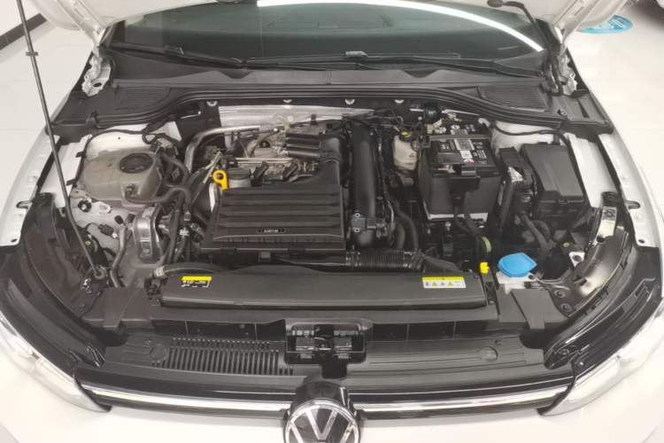 Used Volkswagen Golf 2023 Facelift 280TSI DSG Pro Engine Bay