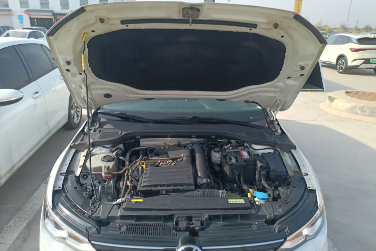 Used Volkswagen Golf 2023 200TSI DSG Engine Bay