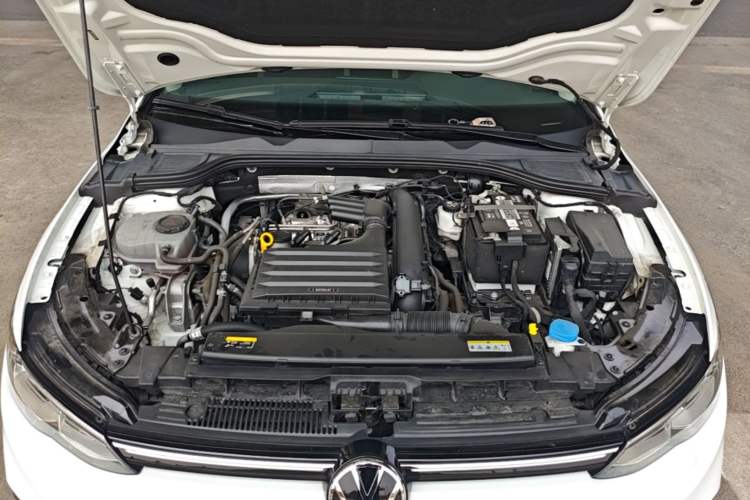 Used Volkswagen Golf 2023 280TSI DSG Pro Engine Bay