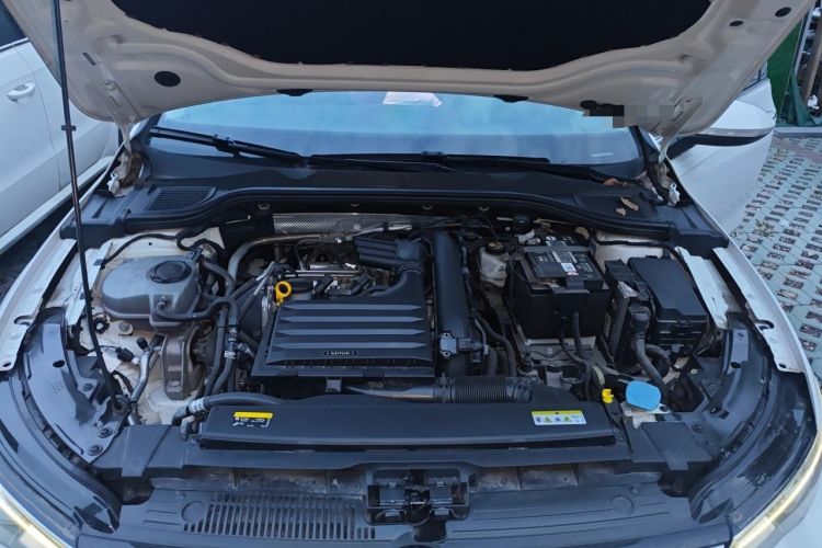 Used Volkswagen Golf 2023 280TSI DSG Pro Engine Bay
