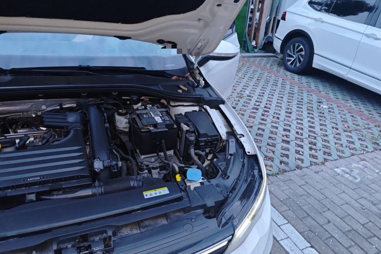 Used Volkswagen Golf 2023 280TSI DSG Pro Engine Bay Left