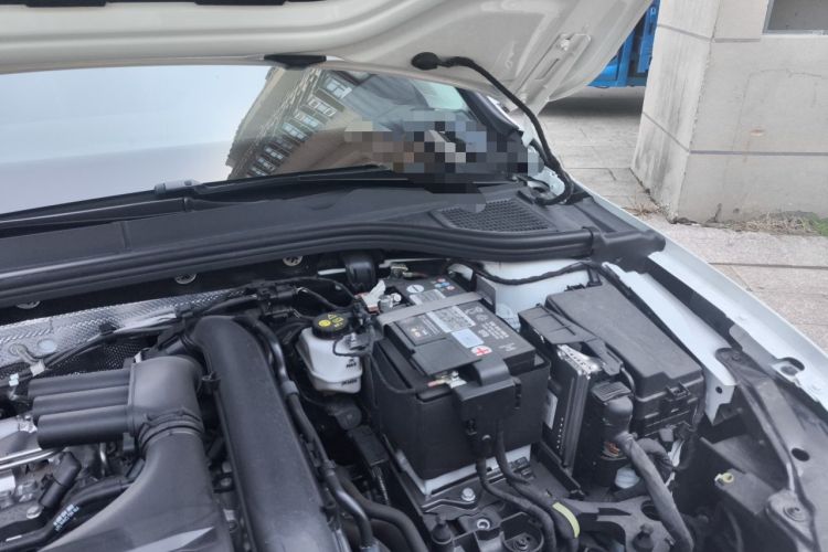 Used Volkswagen Golf 2023 Facelift 280TSI DSG Pro Engine Bay Left