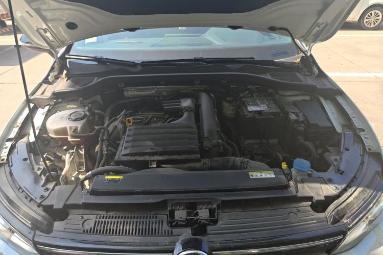 Used Volkswagen Golf 2023 280TSI DSG R-Line Lite Engine Bay