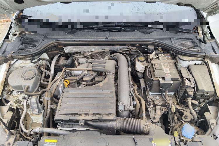 Used Volkswagen Golf 2023 Facelift 280TSI DSG R-Line Lite Engine Bay