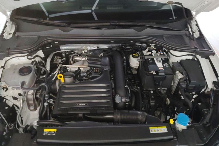 Used Volkswagen Golf 2023 280TSI DSG Pro Engine Bay