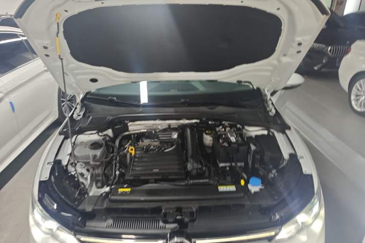 Used Volkswagen Golf 2023 Facelift 280TSI DSG Pro Engine Bay
