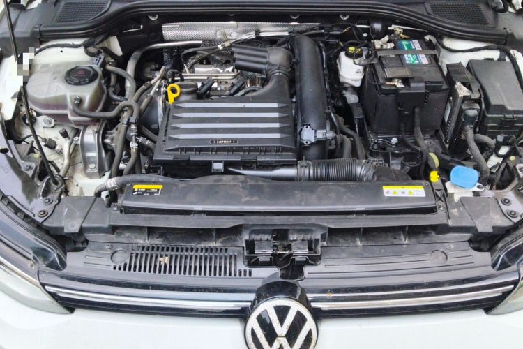 Used Volkswagen Golf 2023 280TSI DSG Pro Engine Bay