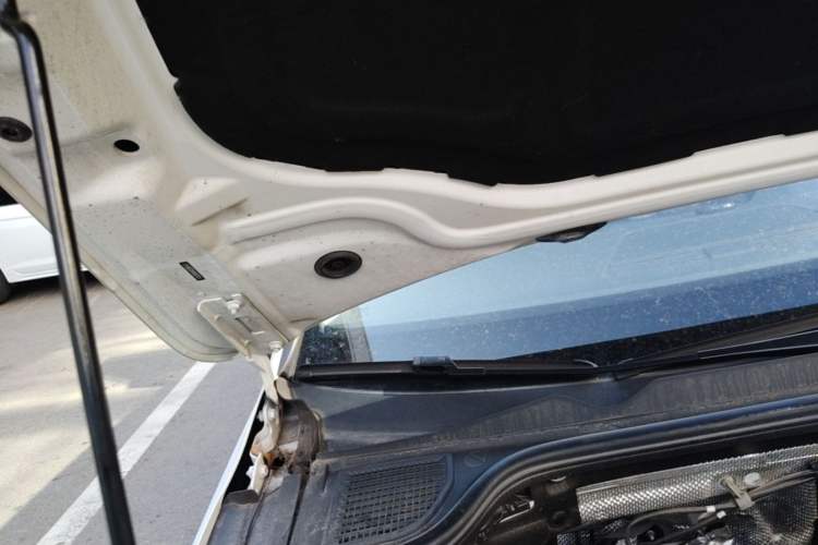 Used Volkswagen Golf 2023 280TSI DSG Pro Engine Bay Right