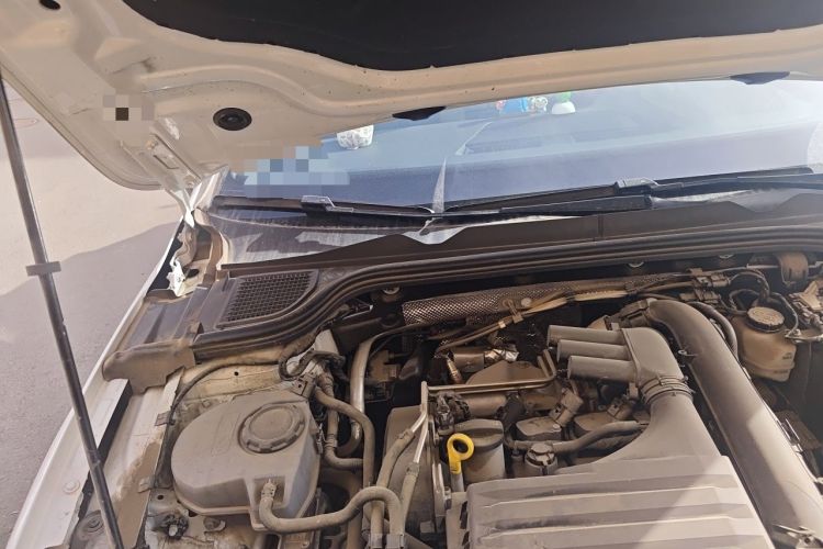 Used Volkswagen Golf 2023 280TSI DSG Pro Engine Bay Right