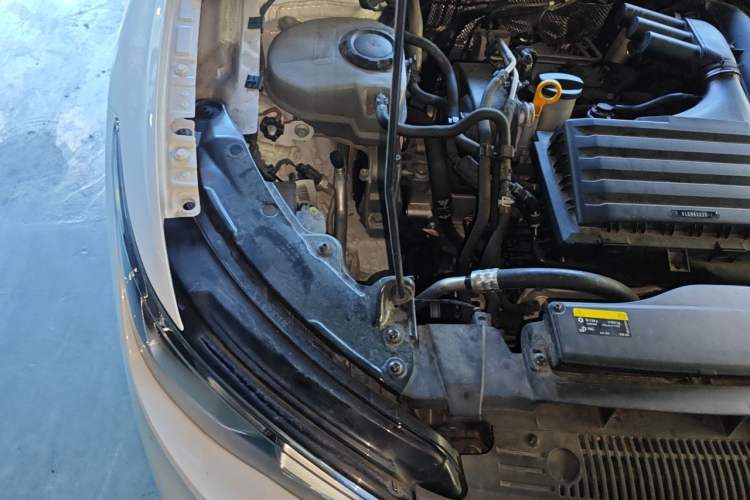 Used Volkswagen Golf 2023 Facelift 280TSI DSG Pro Engine Bay Right