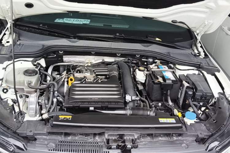 Used Volkswagen Golf 2023 280TSI DSG R-Line Lite Engine Bay