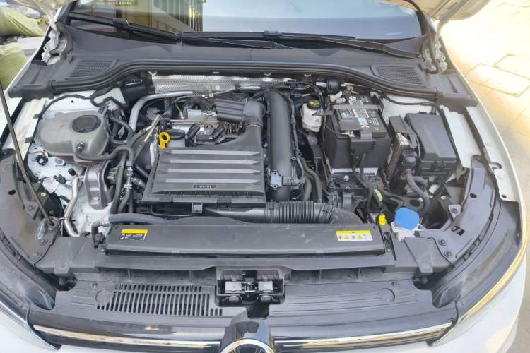 Used Volkswagen Golf 2023 Facelift 280TSI DSG Pro Engine Bay