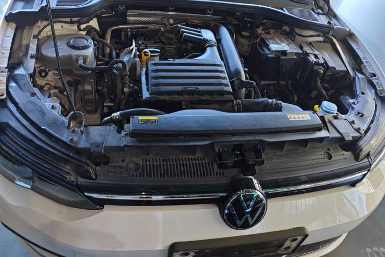 Used Volkswagen Golf 2023 Facelift 280TSI DSG Pro Engine Bay
