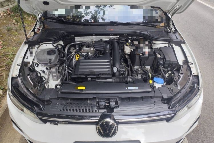 Used Volkswagen Golf 2023 Facelift 280TSI DSG R-Line Lite Engine Bay