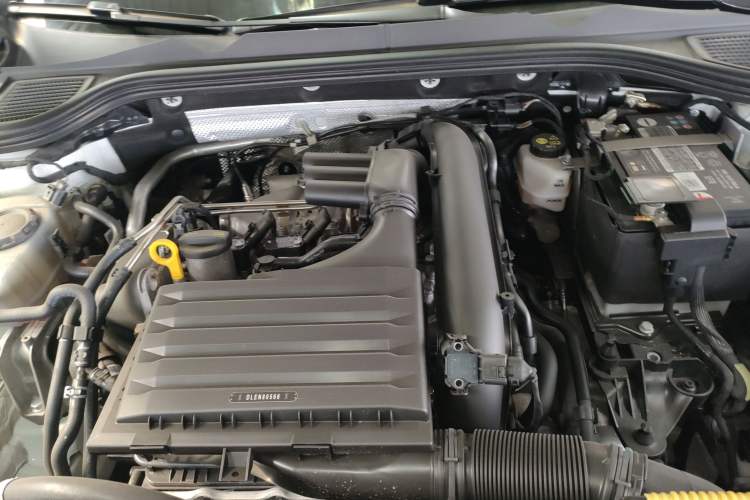 Used Volkswagen Golf 2023 Facelift 280TSI DSG Pro Engine Bay