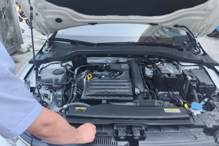 Used Volkswagen Golf 2023 Facelift 280TSI DSG Pro Engine Bay