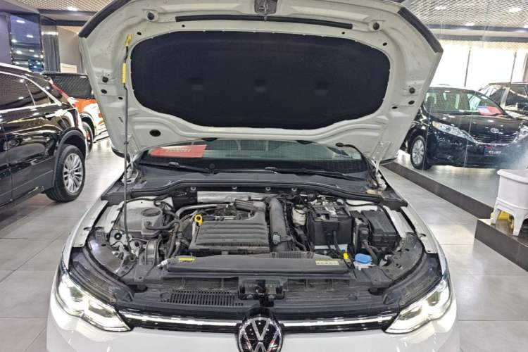 Used Volkswagen Golf 2023 Facelift 280TSI DSG Pro Engine Bay