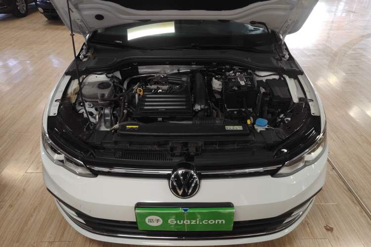 Used Volkswagen Golf 2023 280TSI DSG Pro Engine Bay