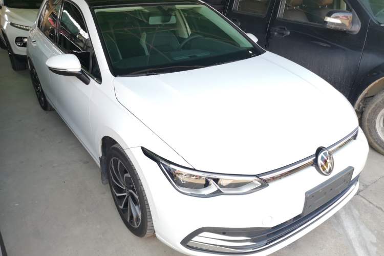 Used Volkswagen Golf 2023 Facelift 280TSI DSG Pro Exterior 1