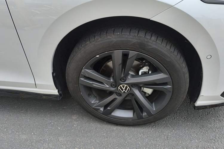 Used Volkswagen Golf 2023 280TSI DSG R-Line Lite Exterior 1