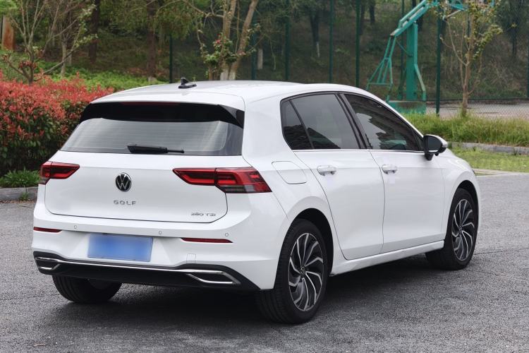 Used Volkswagen Golf 2023 Facelift 280TSI DSG Pro Exterior 2