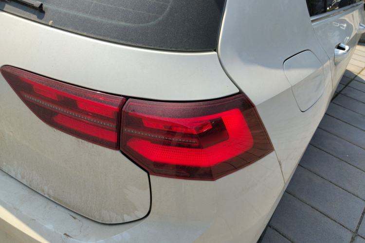 Used Volkswagen Golf 2023 Facelift 280TSI DSG R-Line Exterior 3