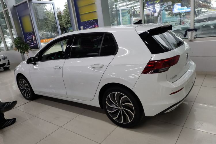 Used Volkswagen Golf 2023 Facelift 280TSI DSG Pro Exterior 3
