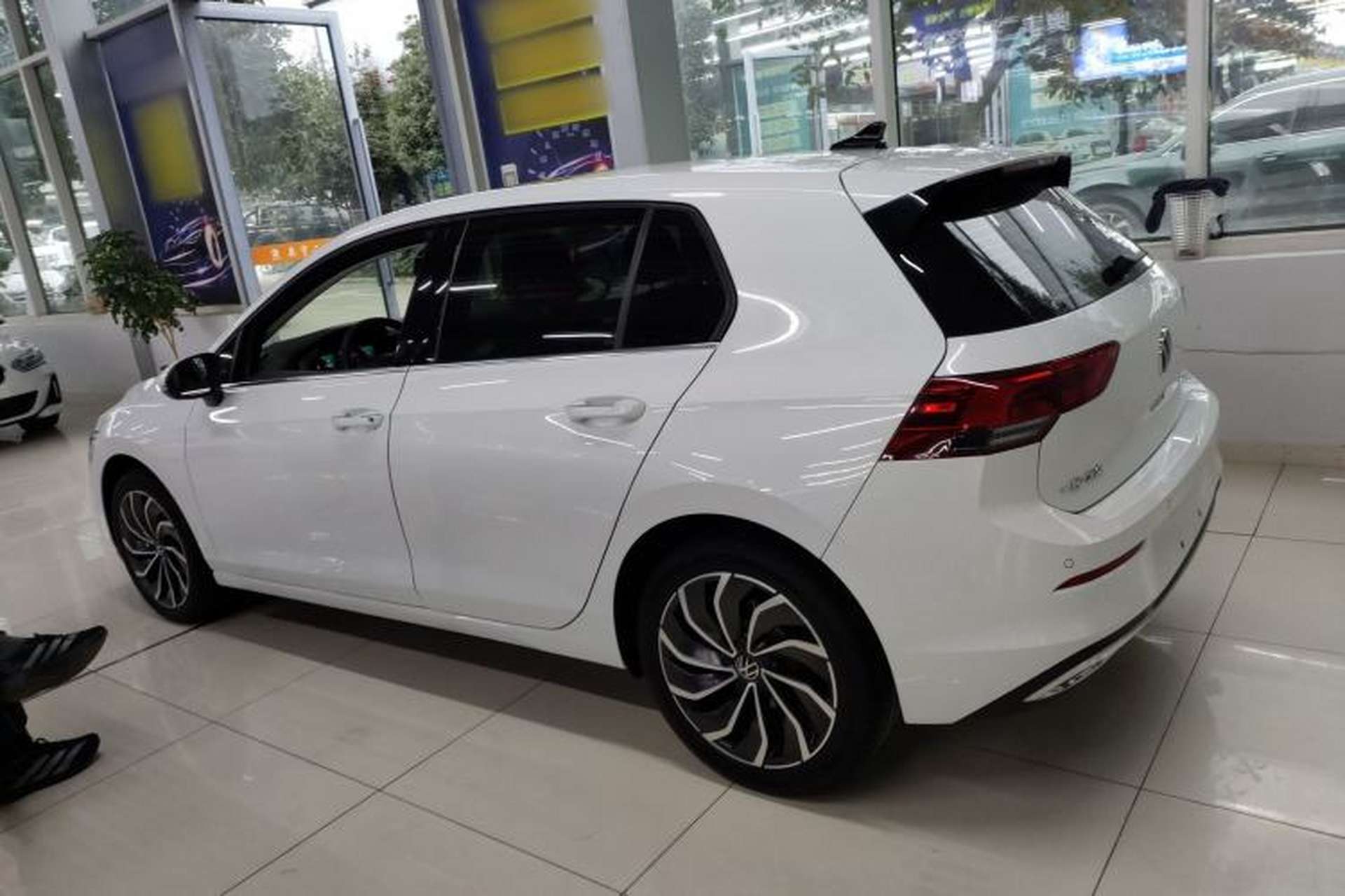 Used Volkswagen Golf 2023 Facelift 280TSI DSG Pro Exterior 3