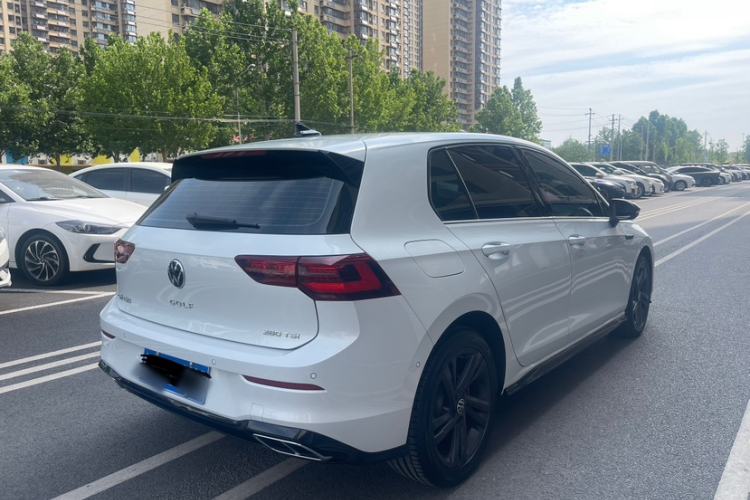 Used Volkswagen Golf 2023 Facelift 280TSI DSG R-Line Lite Exterior 4