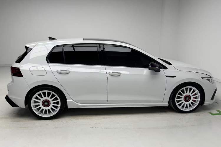 Used Volkswagen Golf 2023 Facelift 280TSI DSG Pro Exterior 4