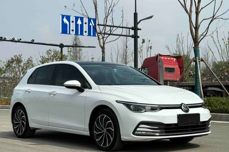 Used Volkswagen Golf 2023 280TSI DSG Pro Exterior 4