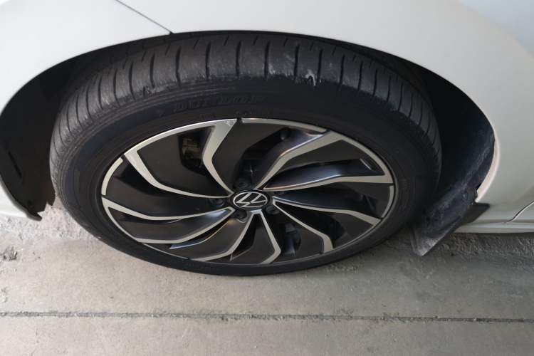 Used Volkswagen Golf 2023 Facelift 280TSI DSG Pro Exterior 4
