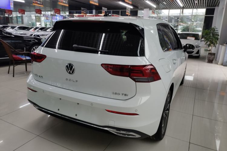 Used Volkswagen Golf 2023 Facelift 280TSI DSG Pro Exterior 5