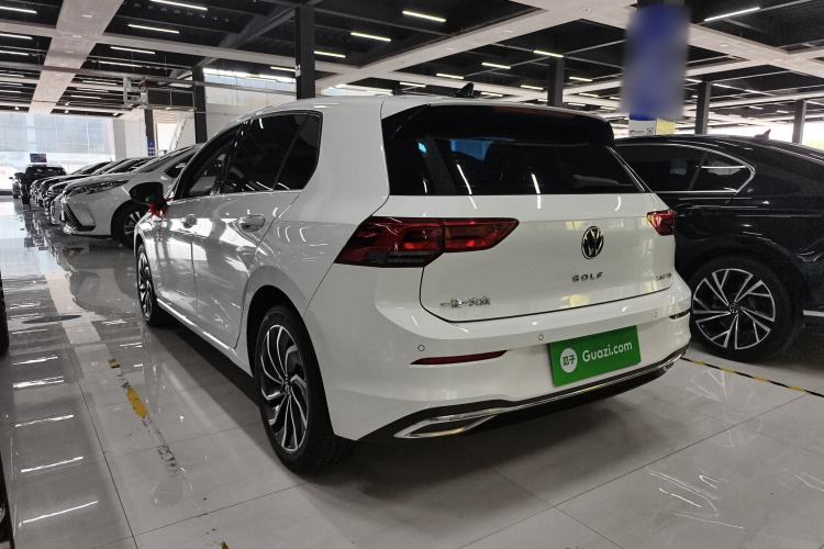 Used Volkswagen Golf 2023 Facelift 280TSI DSG Pro Exterior 5