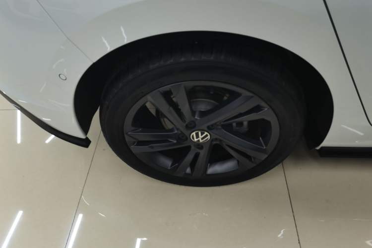 Used Volkswagen Golf 2023 Facelift 280TSI DSG R-Line Lite Exterior 5