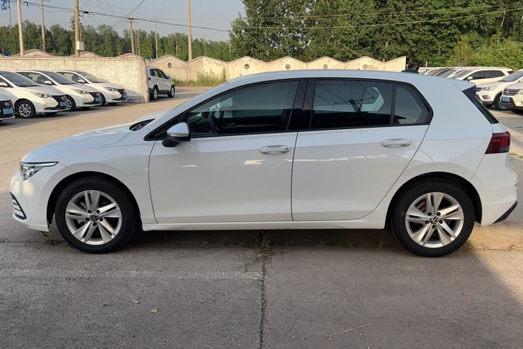 Used Volkswagen Golf 2023 200TSI DSG Exterior 5